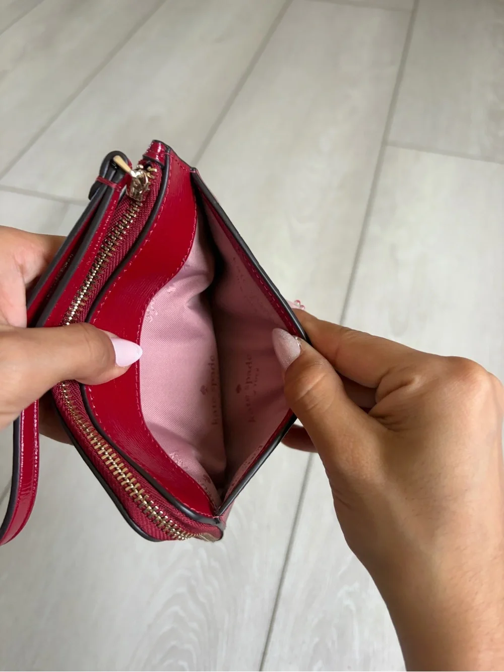 kate spade compact wristlet